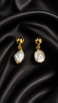 Luna Pearl Drop Earrings (Anti-Tarnish Minimalist Pearl Earrings)
