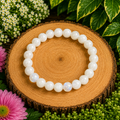 Mondstein-Crystal-Armband mit weißen runden Steinperlen im Kreis